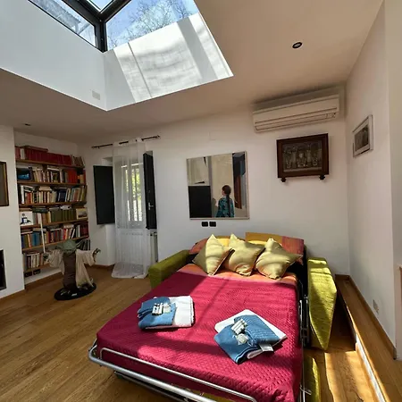 Daire Nuovo Loft A Trastevere Con Super Terrazza