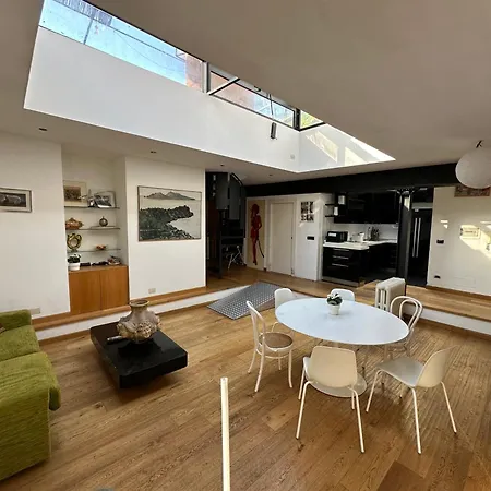 Nuovo Loft A Trastevere Con Super Terrazza